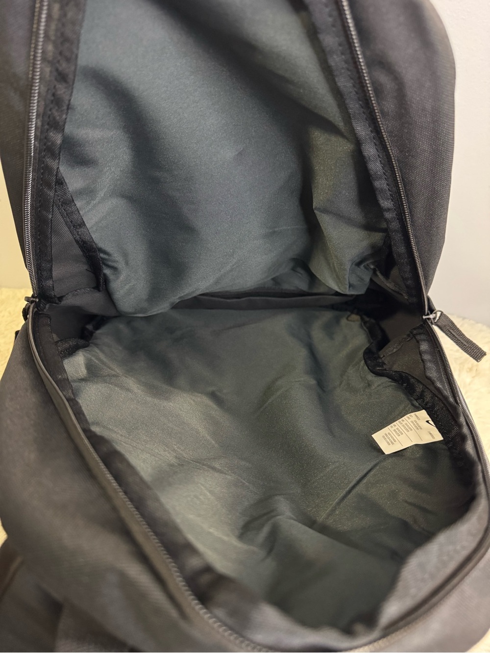 Nike Backpack- Black - Picture 3 of 3